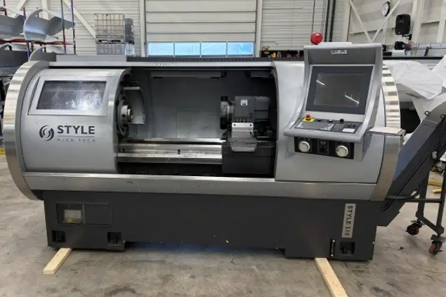 Tokarka CNC STYLE 510 z układem sterowania STYLE i przestronną strefą roboczą do precyzyjnego toczenia Tokarka CNC STYLE 510 z układem sterowania STYLE i przestronną strefą roboczą do precyzyjnego toczenia