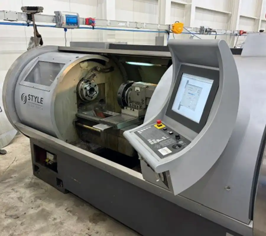 Tokarka CNC STYLE 510 z układem sterowania STYLE i otwartą przestrzenią roboczą do precyzyjnego toczenia Tokarka CNC STYLE 510 z układem sterowania STYLE i otwartą przestrzenią roboczą do precyzyjnego toczenia